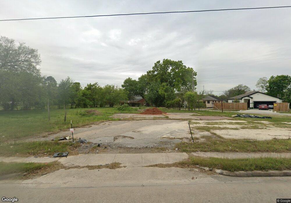 8141 W Montgomery, Houston, TX 77088 - photo 1