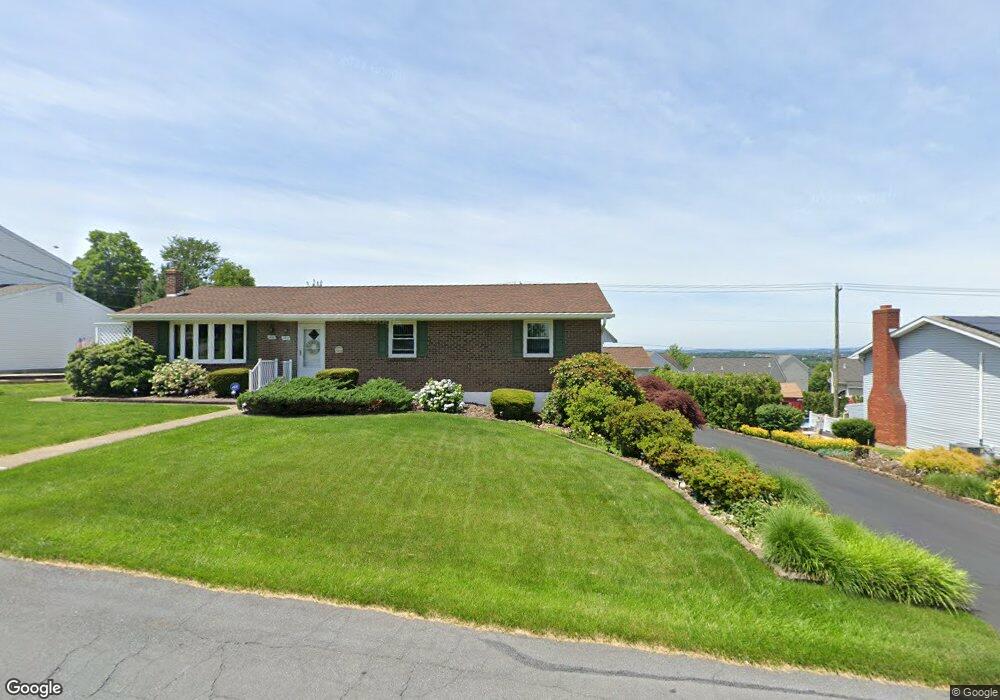 2432 S Albert St unit 2442, Allentown, PA 18103 - photo 1