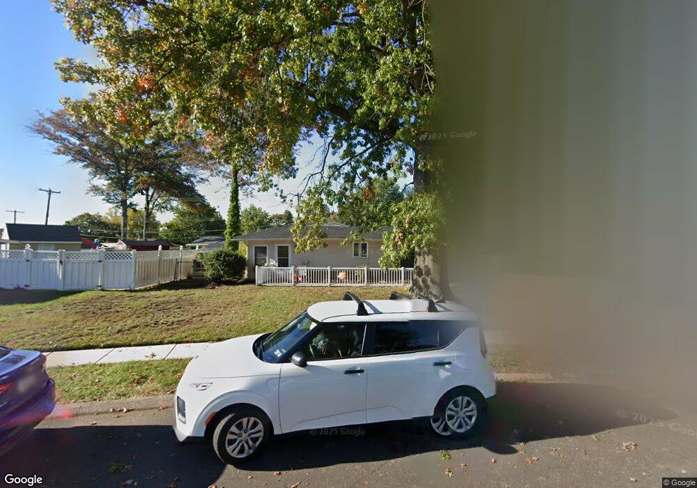 135 Idlewild Rd, Levittown, PA 19057 - photo 1