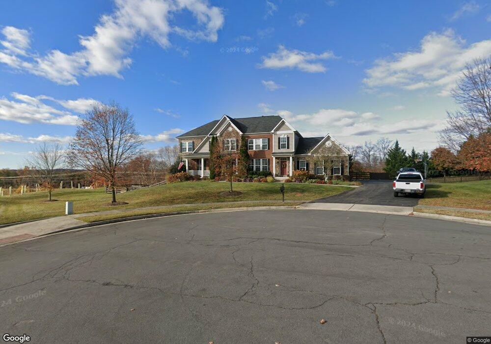 21593 Burnt Hickory Ct, Broadlands, VA 20148 - photo 1