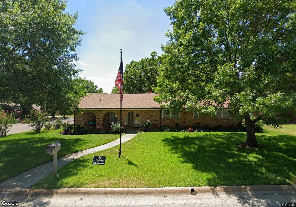 1 Scotsmeadow St, Gainesville, TX 76240 - photo 1