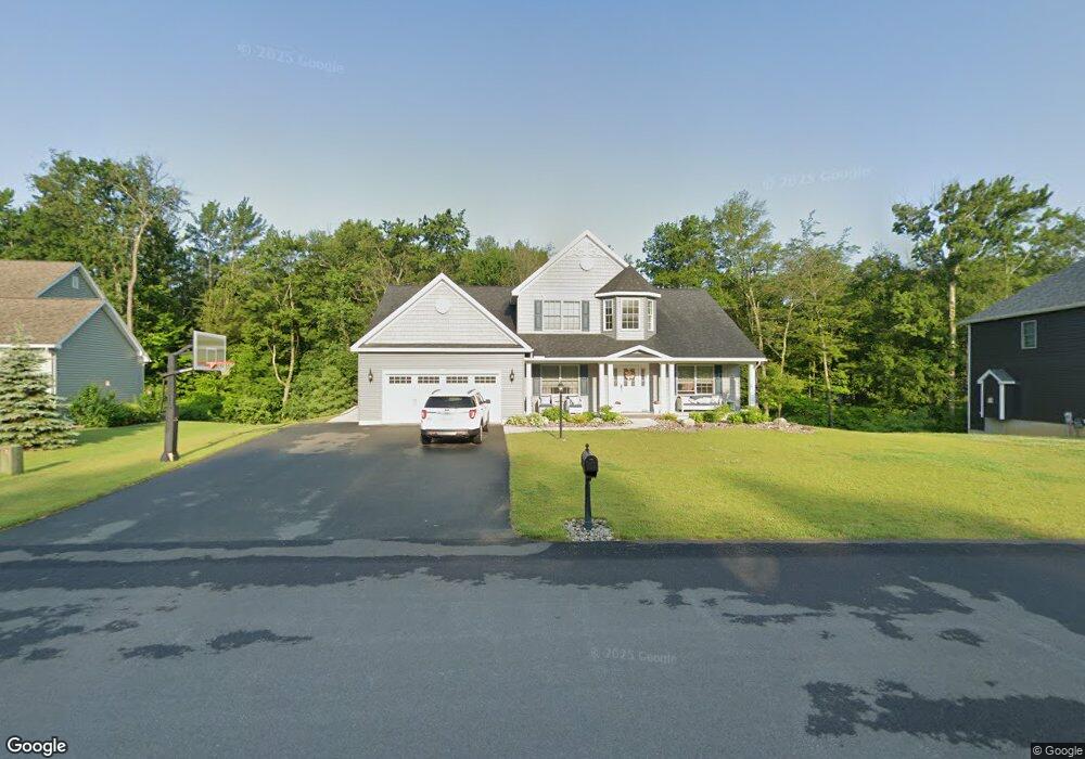 71 Tamarack La, Colonie Tov, NY 12309 - photo 1