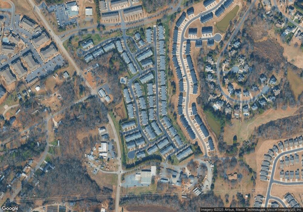 172 Snead Rd unit 170, Fort Mill, SC 29715 - photo 1