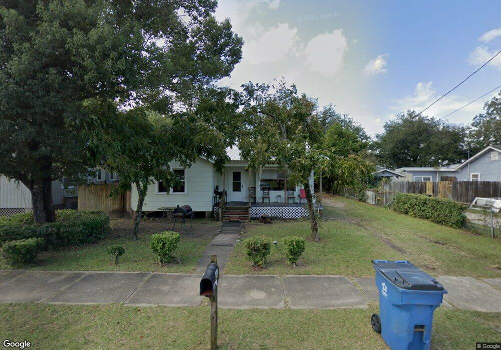 2407 Reynolds St, Brunswick, GA 31520 - photo 1