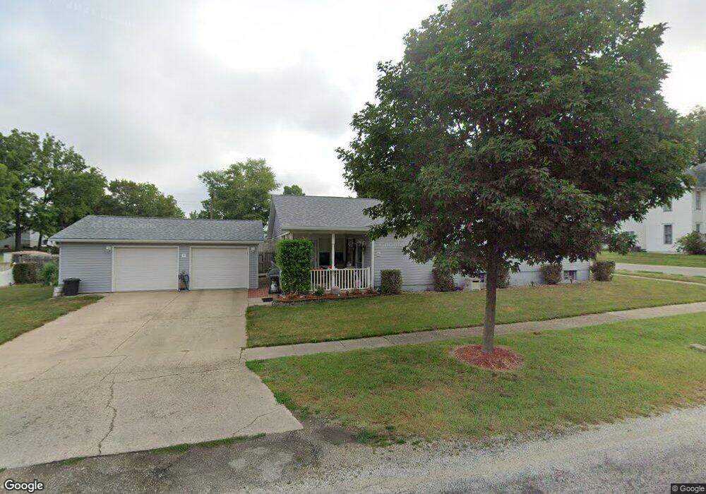 201 W Springfield St, Virginia, IL 62691 - photo 1
