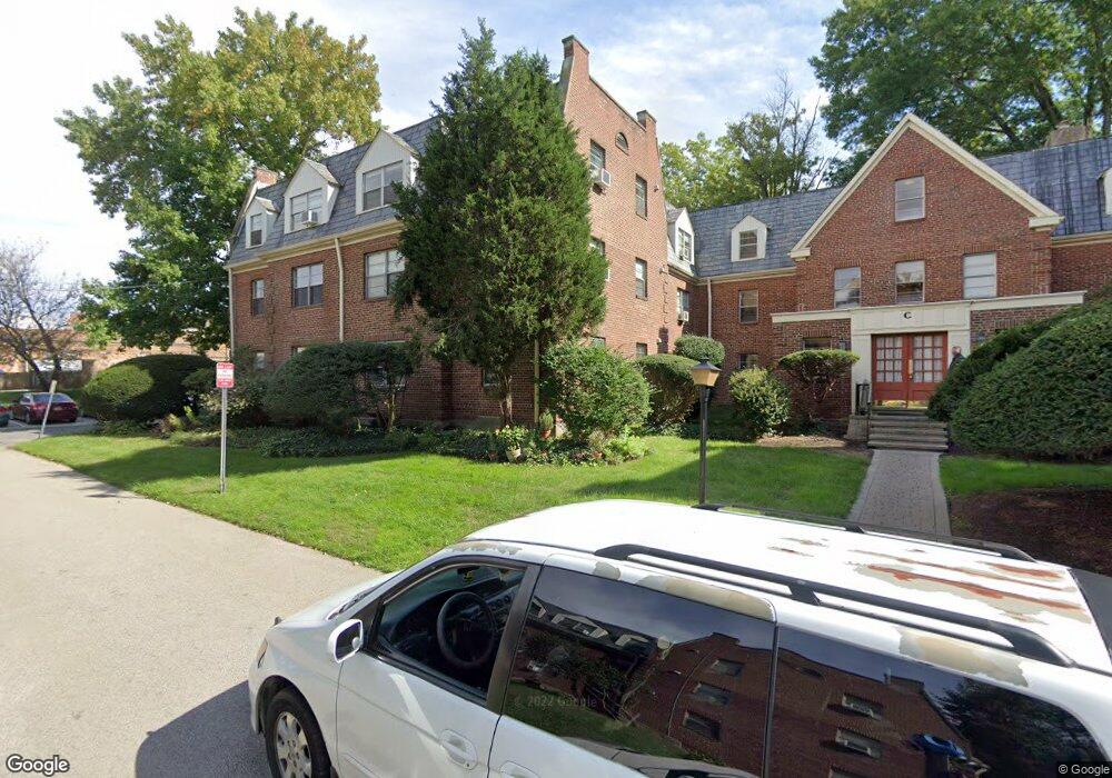 625 E Lancaster Ave, Wynnewood, PA 19096 - photo 1