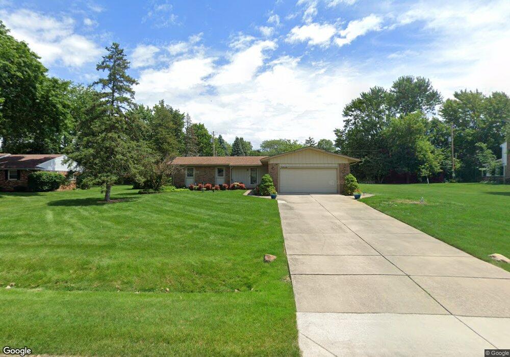 2243 Strader Dr, West Bloomfield, MI 48324 - photo 1