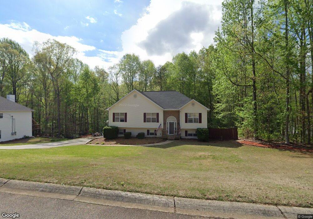 4642 Fox Forrest Dr, Flowery Branch, GA 30542 - photo 1