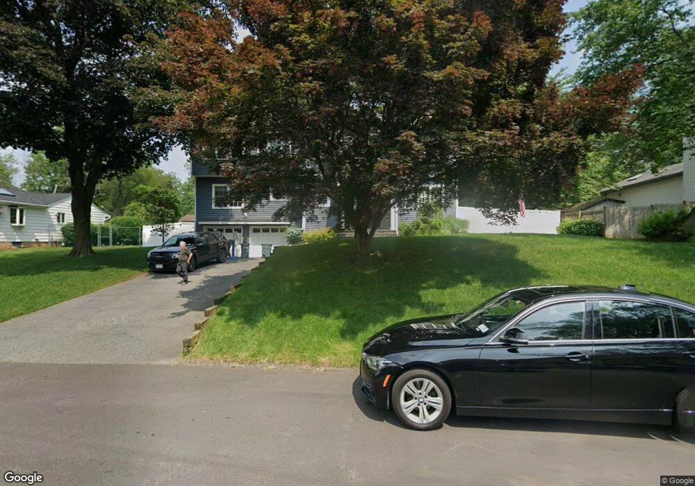 8 Brookhill Dr, West Nyack, NY 10994 - photo 1