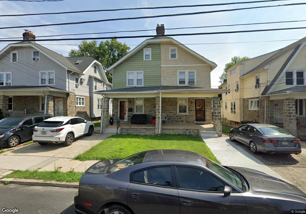 425 Holly Rd, Lansdowne, PA 19050 - photo 1