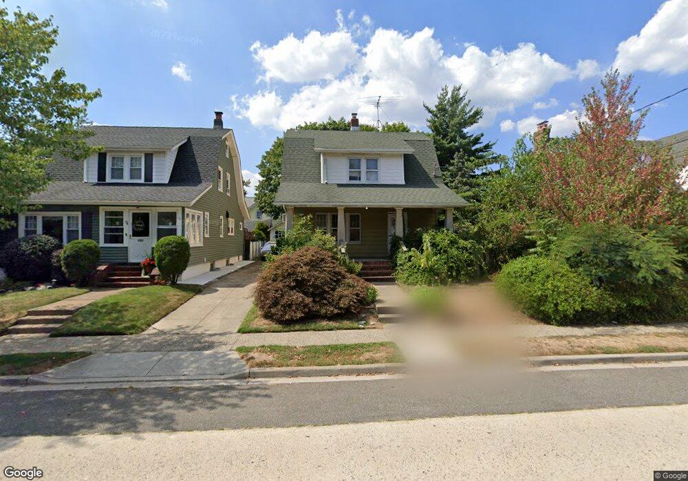 98 N Grove St unit 2, Valley Stream, NY 11580 - photo 1