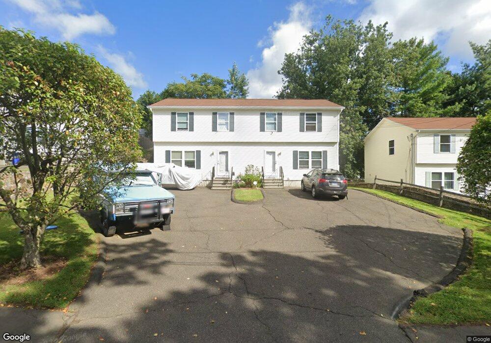 11 Observatory Place unit B, Norwalk, CT 06854 - photo 1