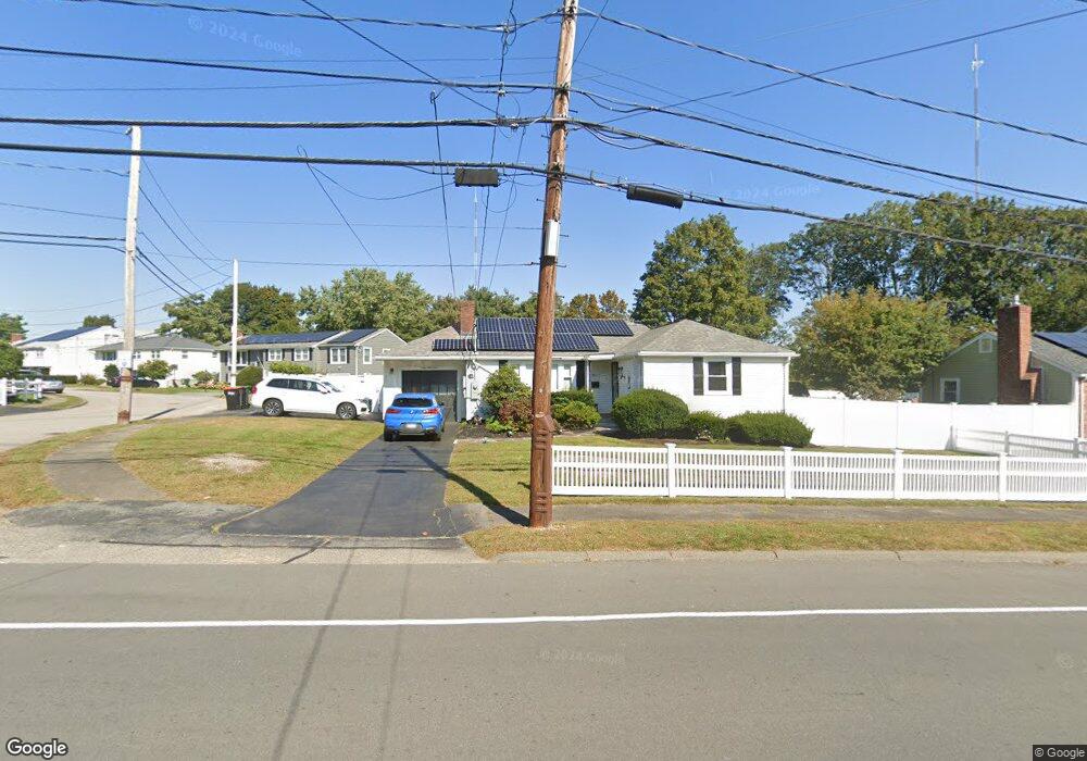 90 Hunting Rd, Needham Heights, MA 02494 - photo 1