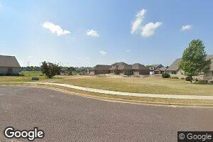 220 Brighton Dr, Metamora, IL 61548