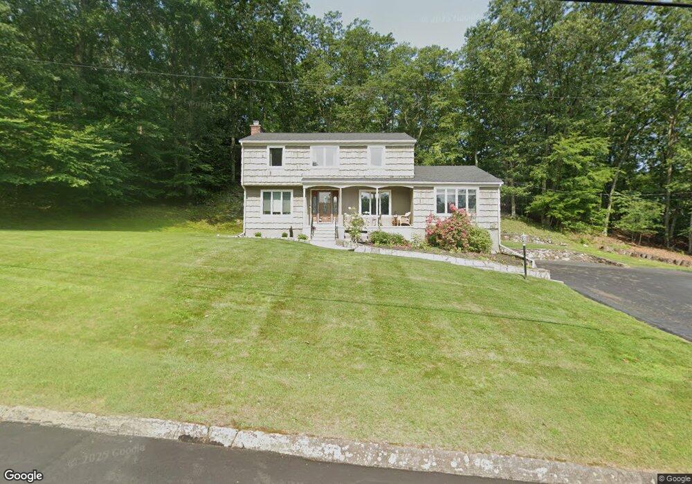 832 Quarter Mile Rd, Orange, CT 06477 - photo 1