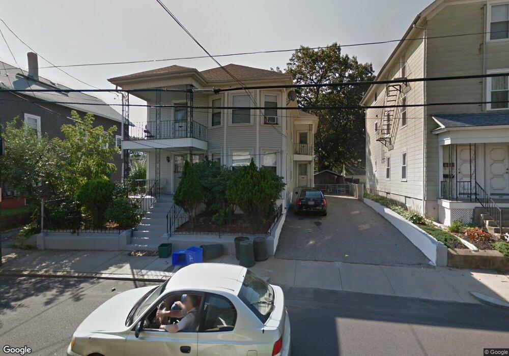 664 Weeden St, Pawtucket, RI 02860 - photo 1