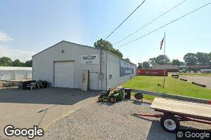1026 E Granary St, New Harmony, IN 47631