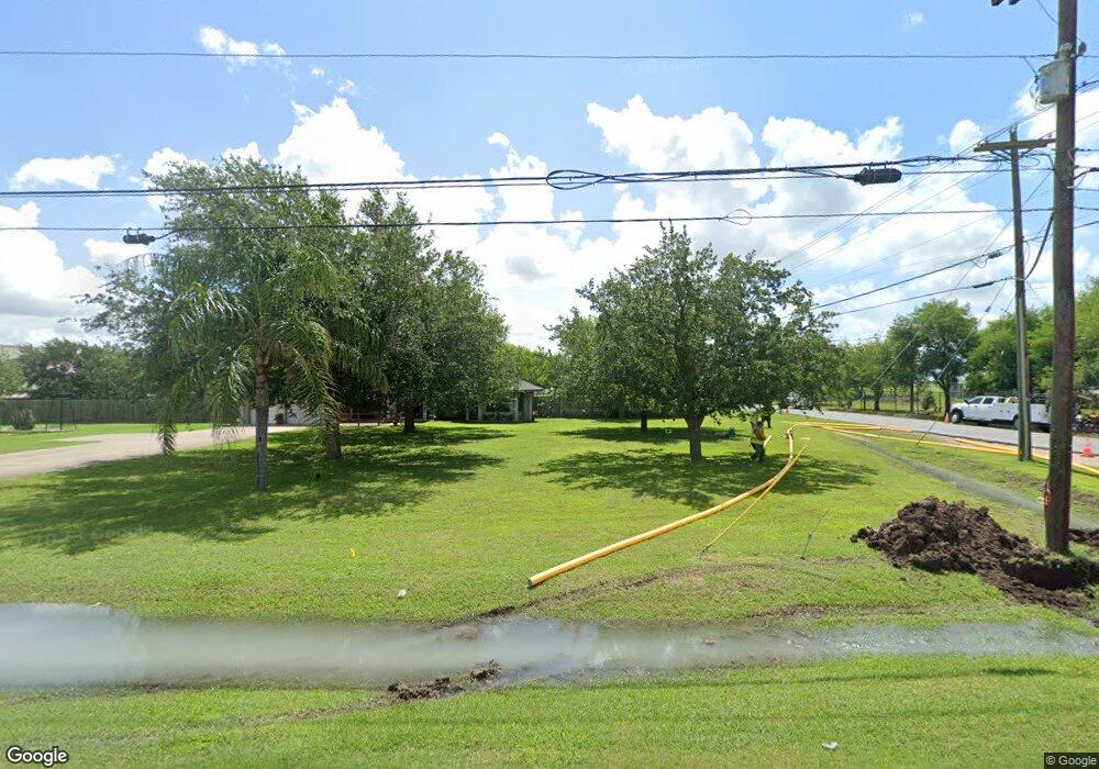 8124 N Fm 493, Donna, TX 78537 - photo 1