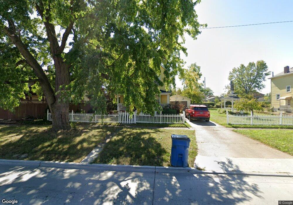 2346 E 28th St, Lorain, OH 44055 - photo 1