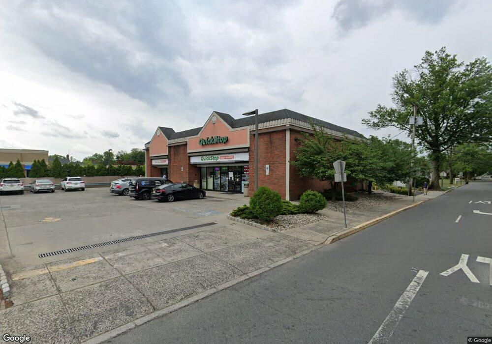 302 Park Ave, Scotch Plains, NJ 07076 - photo 1