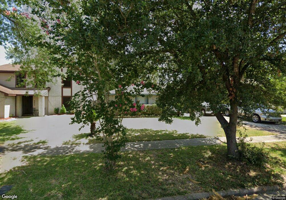 9611 Kingsvalley St, Houston, TX 77075 - photo 1