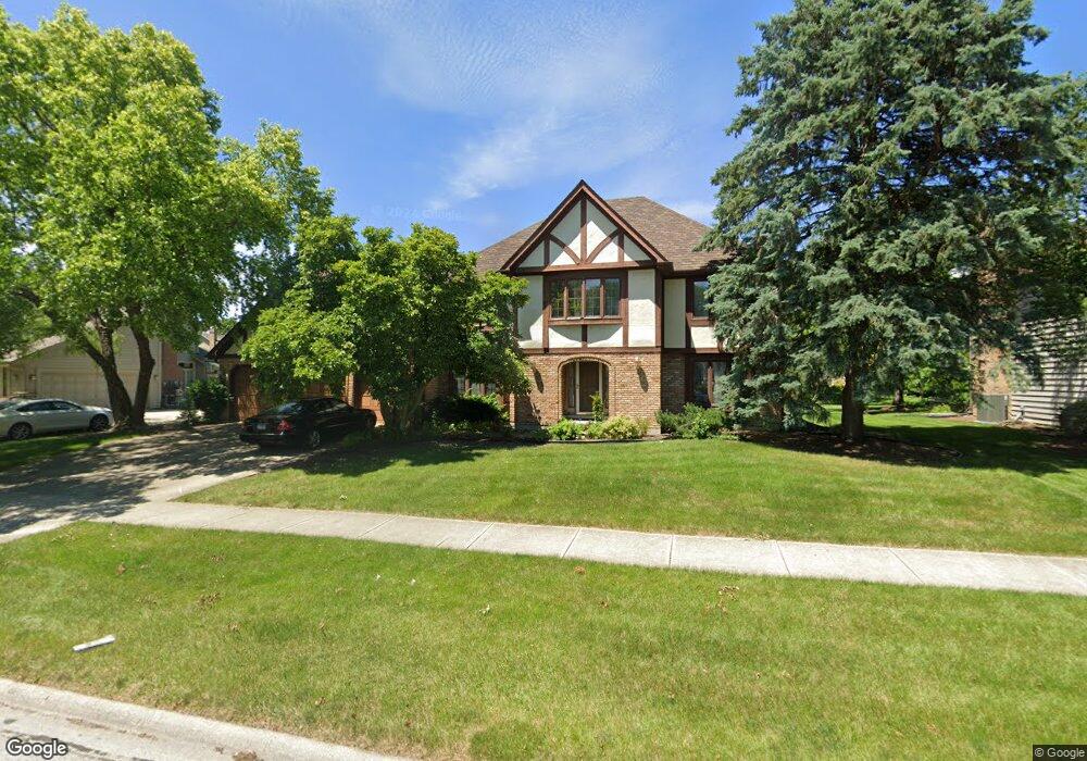 713 Burgess Hill Rd, Naperville, IL 60565 - photo 1