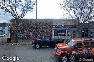 98 Essex St, Lawrence, MA 01840