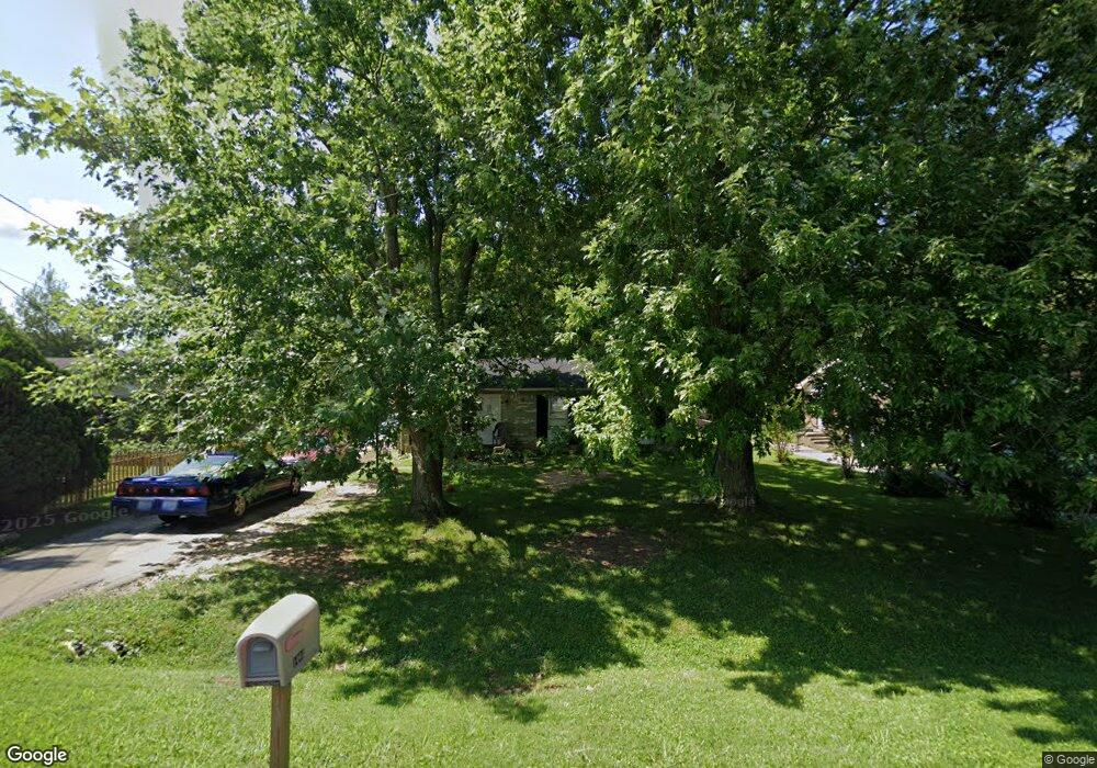 1403 Glass Ave, Hopkinsville, KY 42240 - photo 1