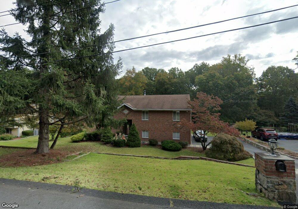 1500 Ivy Rd, Mohegan Lake, NY 10547 - photo 1