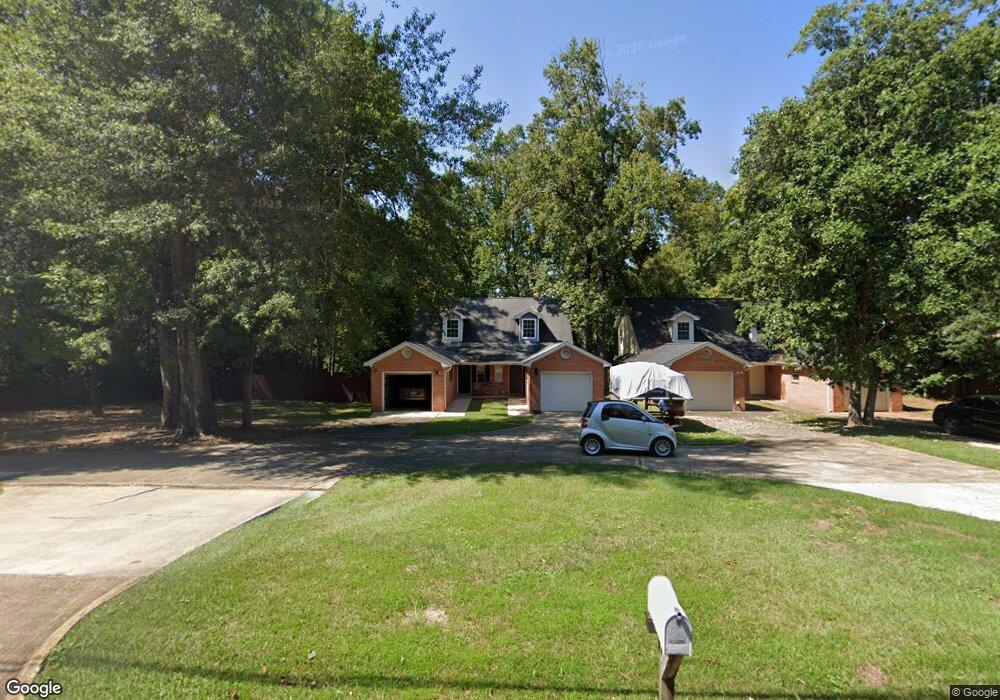 1407 N Cherokee Ave, Dothan, AL 36303 - photo 1