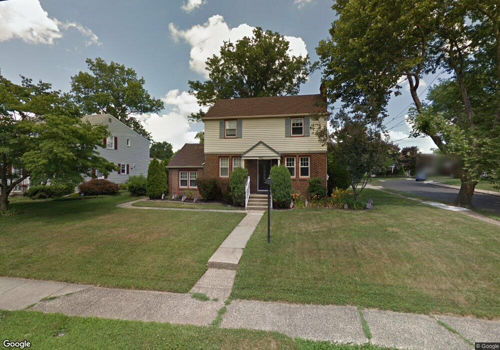 301 Hopkins Rd, Haddonfield, NJ 08033 - photo 1