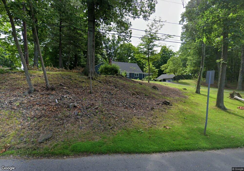 100 Duncaster Rd, Bloomfield, CT 06002 - photo 1