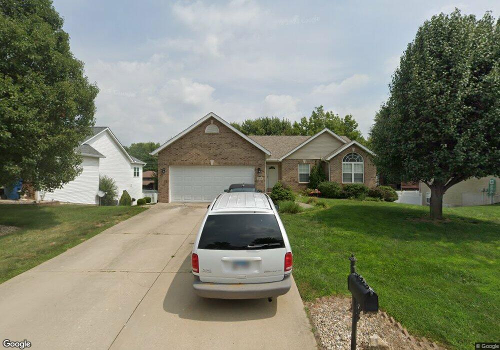 2784 Deerfield Dr, Maryville, IL 62062 - photo 1