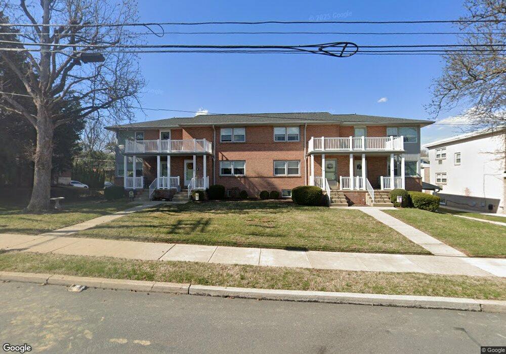 513 E Lancaster Ave, Reading, PA 19607 - photo 1