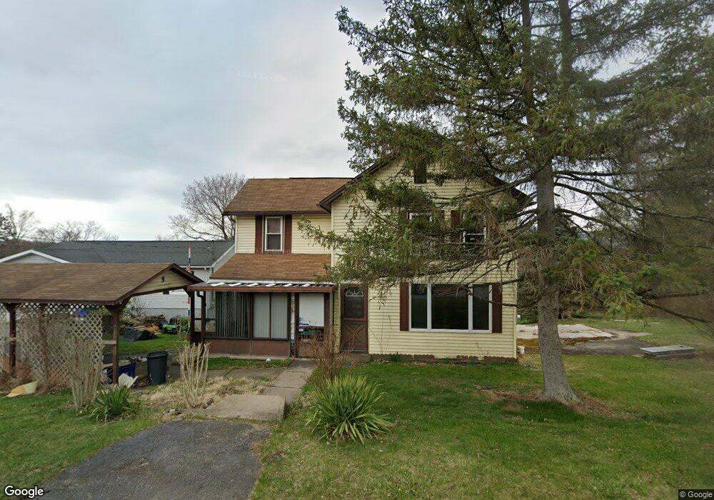 916 Rock St, Archbald, PA 18403 - photo 1