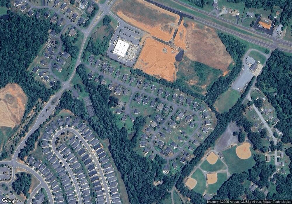 148 Larchmont Cir, Ruckersville, VA 22968 - photo 1