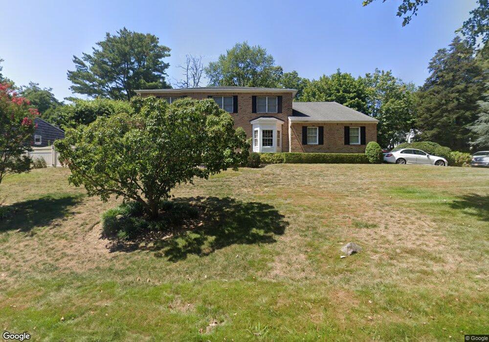 36 Beechwood Dr, Glen Head, NY 11545 - photo 1