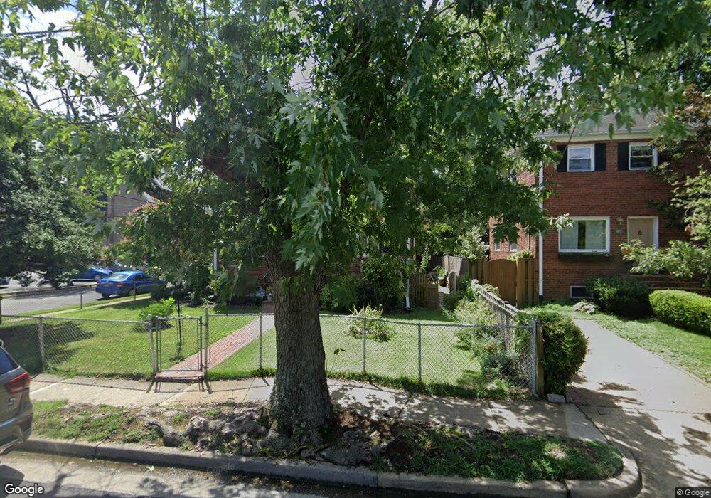 21 E Custis Ave, Alexandria, VA 22301 - photo 1