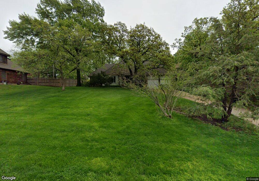 4807 Lynn Ct, Shawnee, KS 66216 - photo 1