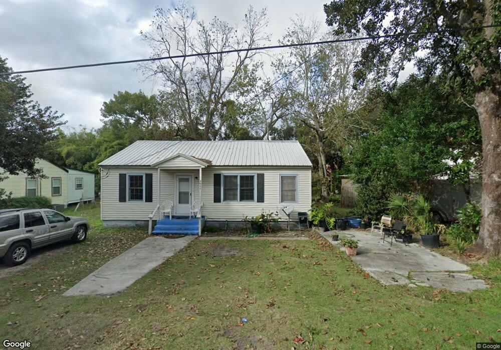 2641 Cate St, Brunswick, GA 31520 - photo 1