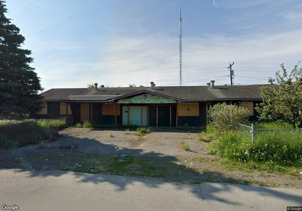 1002 W 29th Place unit 4, Anchorage, AK 99503 - photo 1