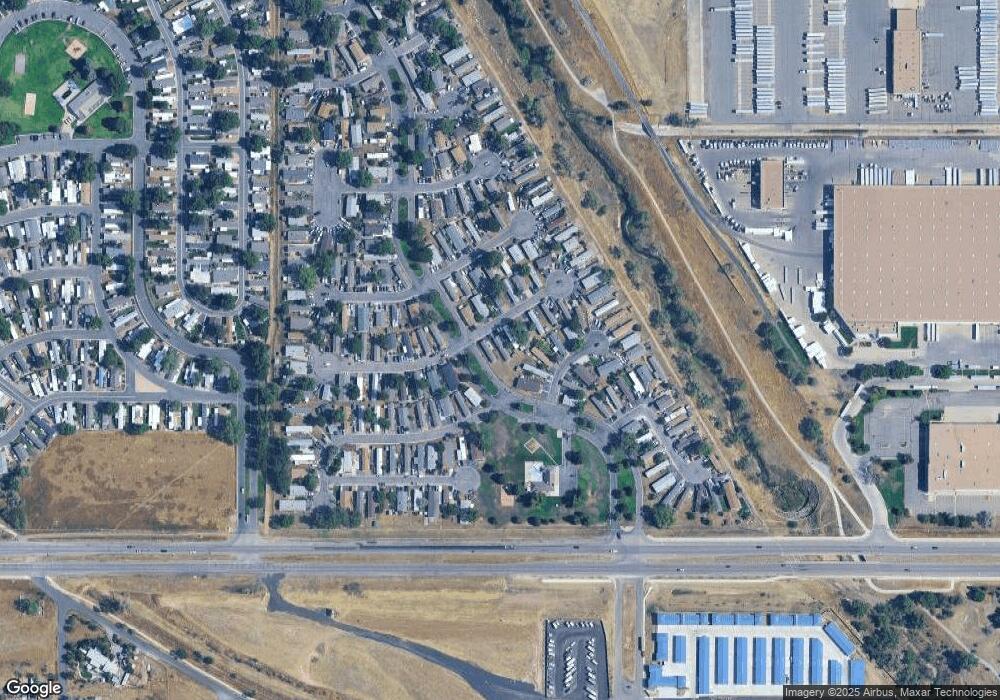 17516 E Batavia Place, Aurora, CO 80011 - photo 1