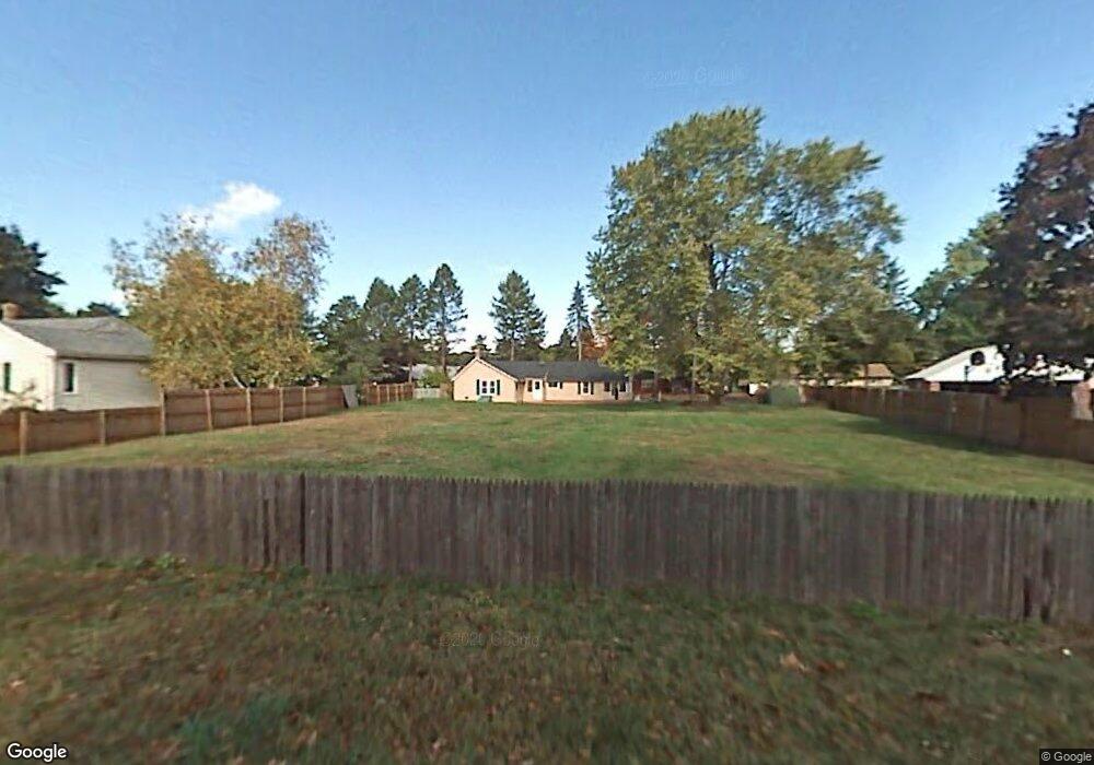 4 Grove Rd, Cromwell, CT 06416 - photo 1