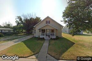220 Lincoln St, Quinter, KS 67752