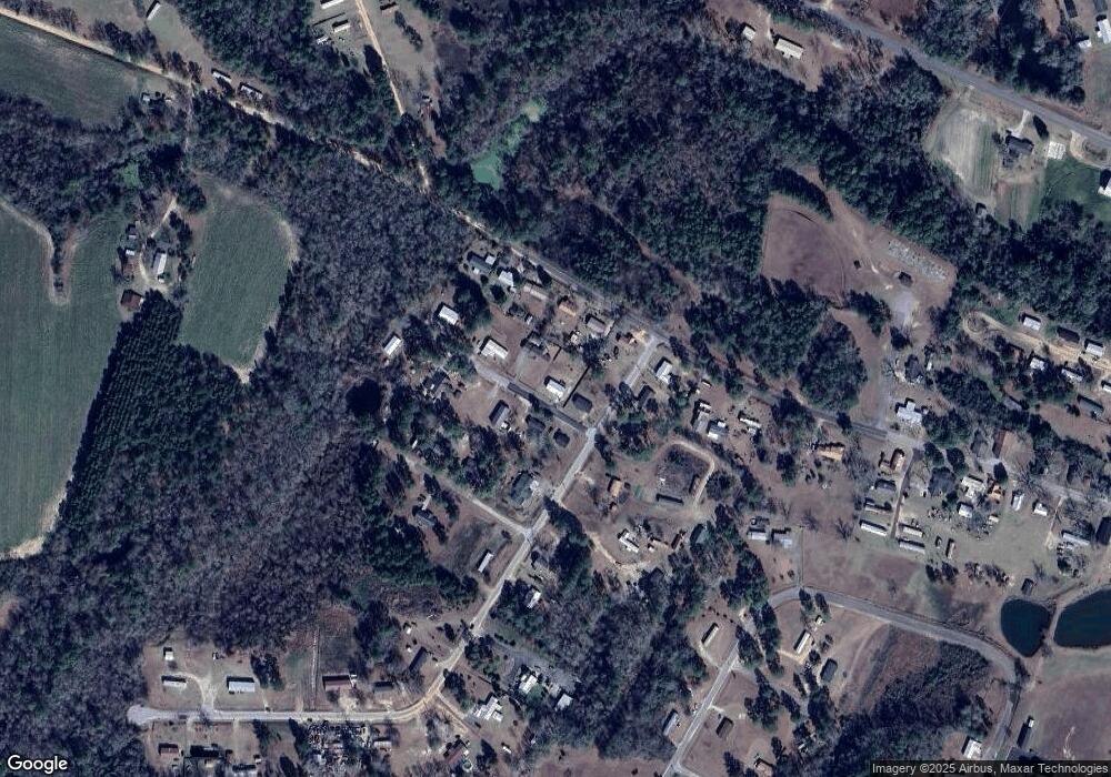 102 Shady Ln, Broxton, GA 31519 - photo 1