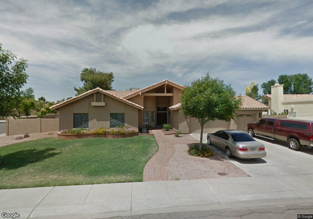210 E Sarah Ln, Tempe, AZ 85284 - photo 1