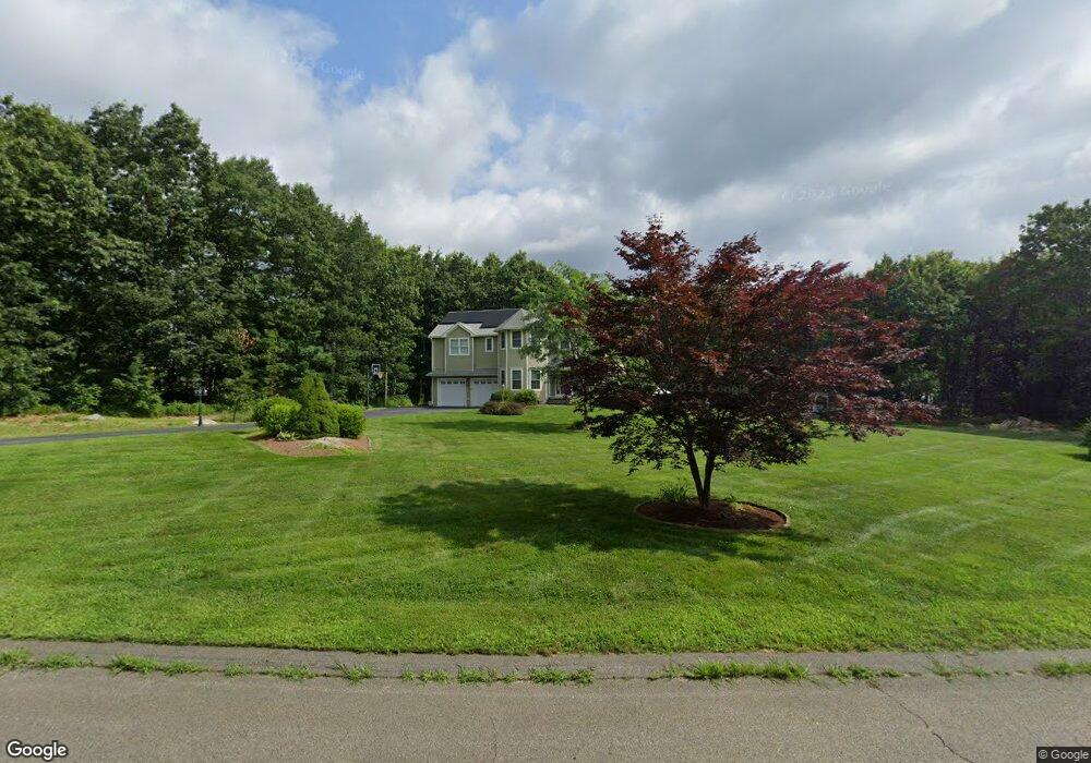 137 Kasey Ct, Uxbridge, MA 01569 - photo 1