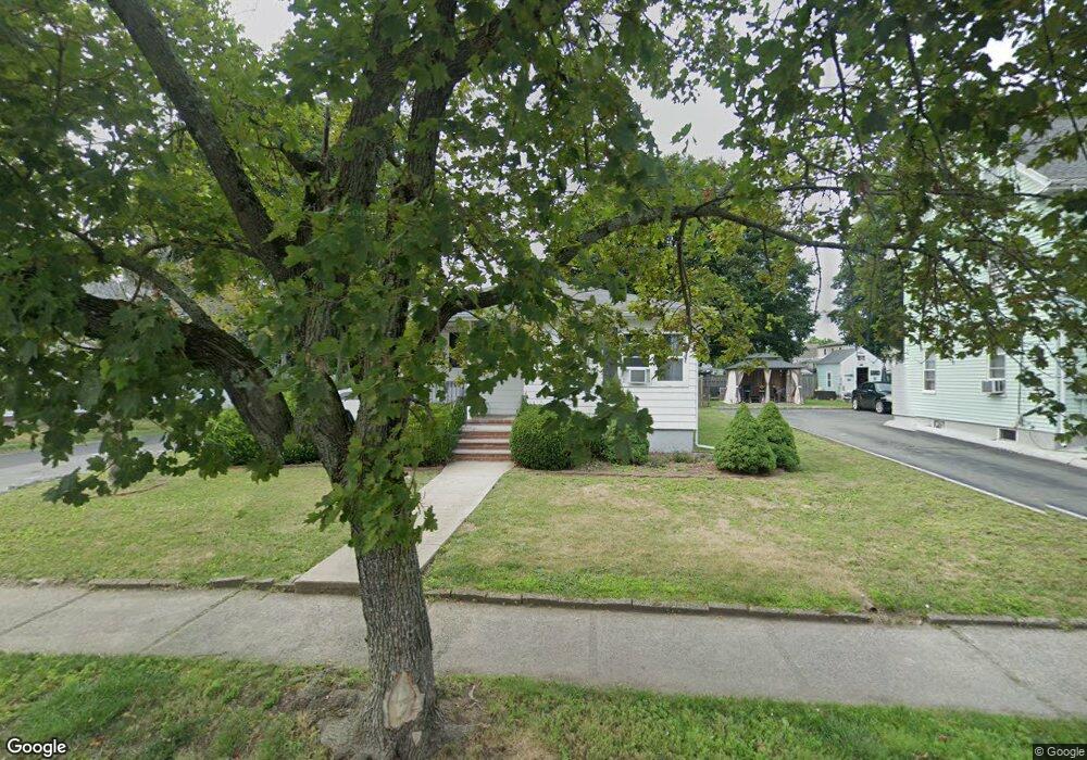 27 Hobart St, Danvers, MA 01923 - photo 1