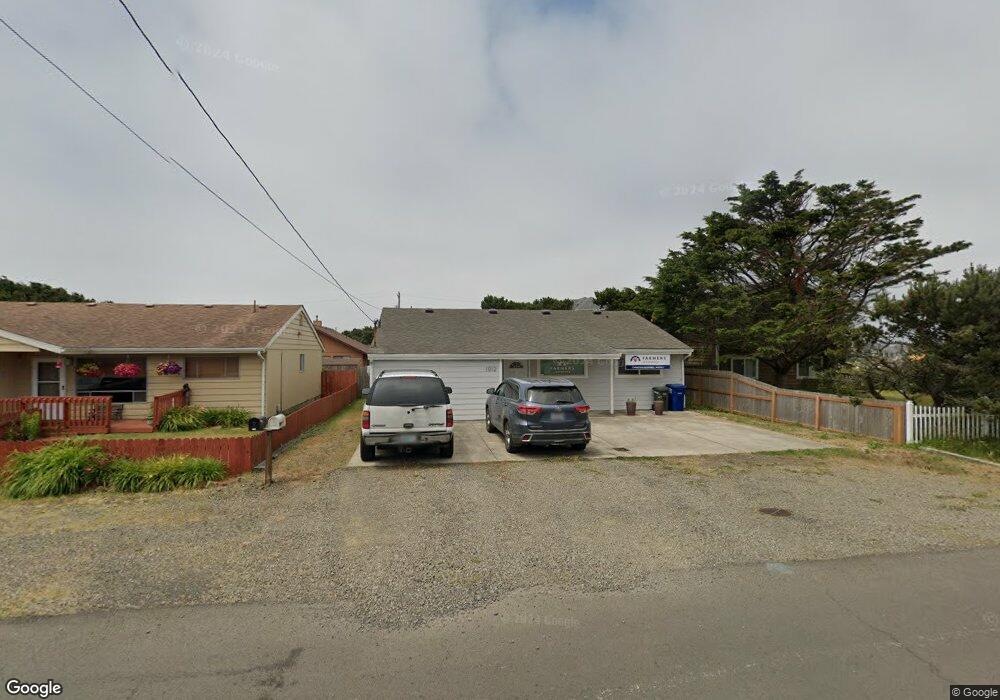 1012 SW 8th St, Newport, OR 97365 - photo 1