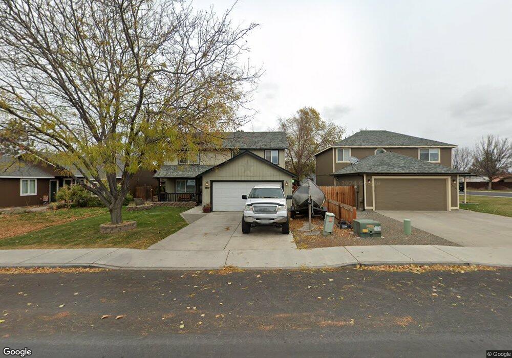 3127 SW Metolius Ave, Redmond, OR 97756 - photo 1